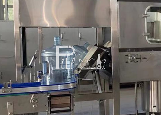 4600*2000*1800mm L 유형 5개 갤런 병 충전물 기계 협력 업체