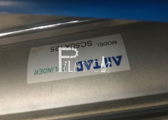 가벼운 검수원과 가진 1 배럴 채우는 선에서 위생 3 협력 업체